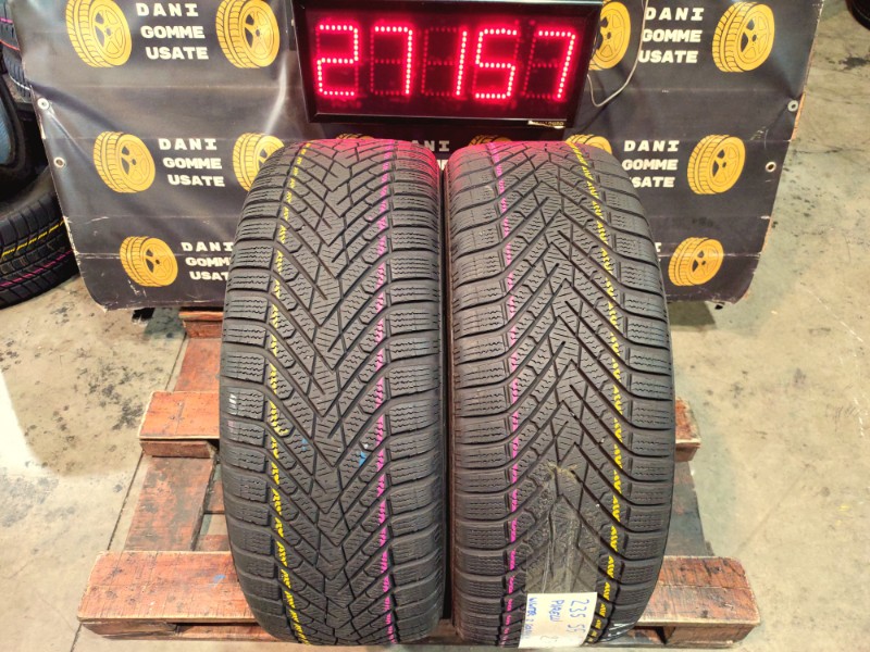 2 Gomme usate 235 55 18 Pneumatici Invernali PIRELLI 2 Gomme usate 235 55 18 Pneumatici Invernali PIRELLI