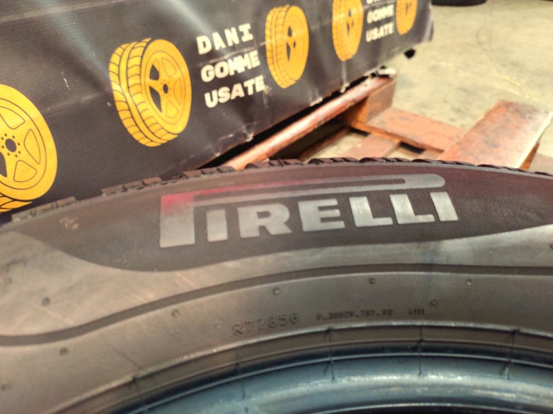 2 Gomme usate 235 55 18 Pneumatici Invernali PIRELLI 2 Gomme usate 235 55 18 Pneumatici Invernali PIRELLI