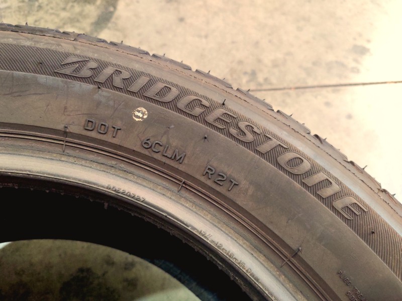 4 Gomme usate 215 55 17 Pneumatici Estivi BRIDGESTONE 4 Gomme usate 215 55 17 Pneumatici Estivi BRIDGESTONE