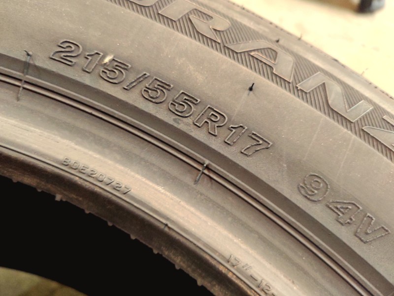4 Gomme usate 215 55 17 Pneumatici Estivi BRIDGESTONE 4 Gomme usate 215 55 17 Pneumatici Estivi BRIDGESTONE