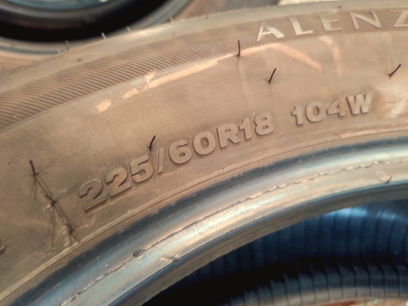 4 Gomme usate 225 60 18 Pneumatici Estivi BRIDGESTONE 4 Gomme usate 225 60 18 Pneumatici Estivi BRIDGESTONE