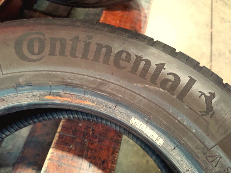 2 Gomme usate 175 65 14 Pneumatici Estivi CONTINENTAL 2 Gomme usate 175 65 14 Pneumatici Estivi CONTINENTAL