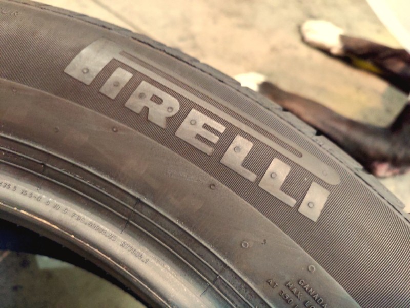4 Gomme usate 215 55 17 Pneumatici Estivi PIRELLI 4 Gomme usate 215 55 17 Pneumatici Estivi PIRELLI