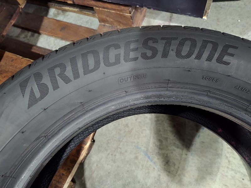 4 Gomme usate 225 60 18 Pneumatici Estivi BRIDGESTONE 4 Gomme usate 225 60 18 Pneumatici Estivi BRIDGESTONE