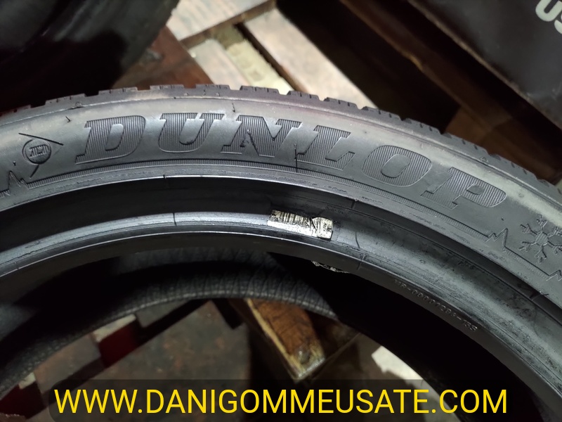 4 Gomme usate 205 50 17 Pneumatici Invernali DUNLOP 4 Gomme usate 205 50 17 Pneumatici Invernali DUNLOP