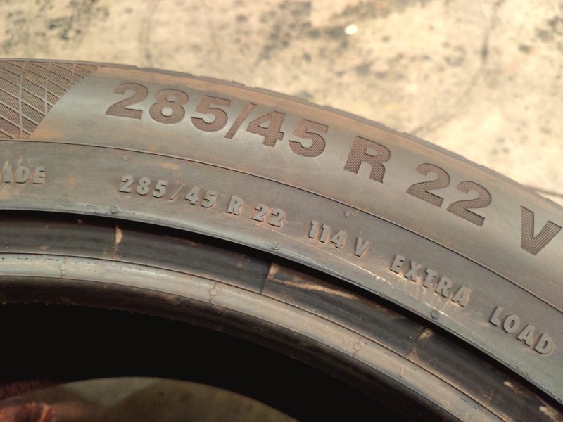 4 Gomme usate 285 45 22 Pneumatici Invernali CONTINENTAL 4 Gomme usate 285 45 22 Pneumatici Invernali CONTINENTAL