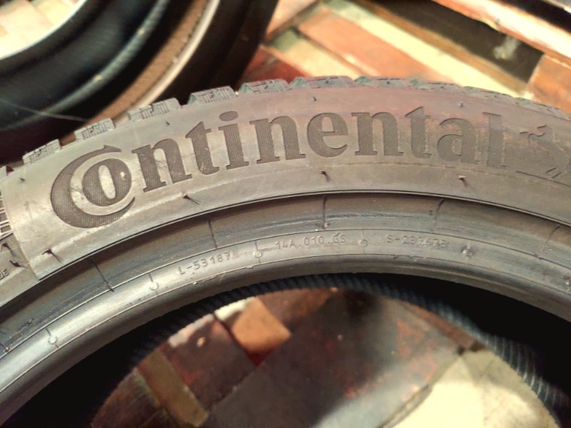 4 Gomme usate 215 45 16 Pneumatici Invernali CONTINENTAL 4 Gomme usate 215 45 16 Pneumatici Invernali CONTINENTAL