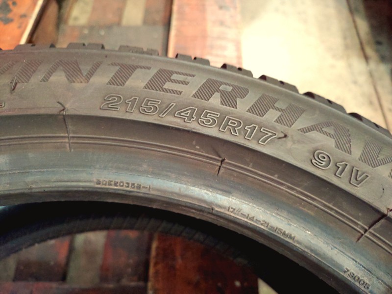 2 Gomme usate 215 45 17 Pneumatici Invernali FIRESTONE 2 Gomme usate 215 45 17 Pneumatici Invernali FIRESTONE