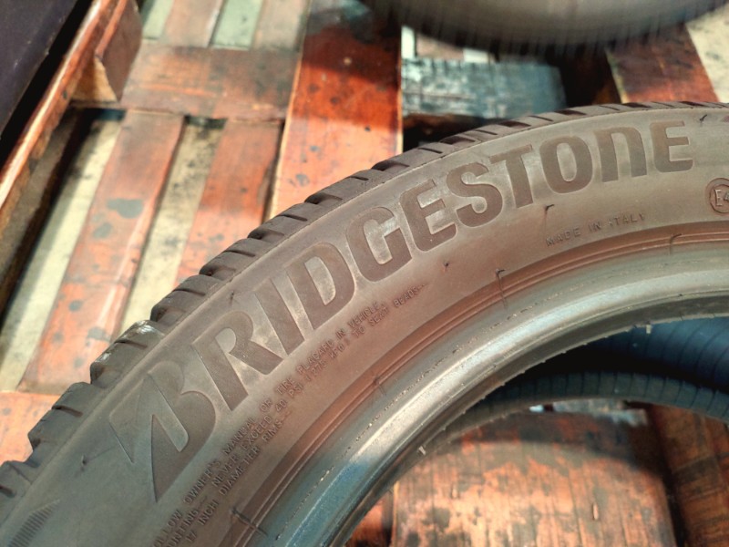4 Gomme usate 205 55 17 Pneumatici Invernali BRIDGESTONE 4 Gomme usate 205 55 17 Pneumatici Invernali BRIDGESTONE