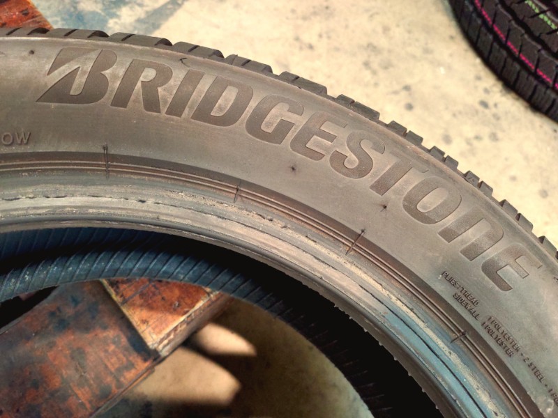 4 Gomme usate 205 55 17 Pneumatici Invernali BRIDGESTONE 4 Gomme usate 205 55 17 Pneumatici Invernali BRIDGESTONE