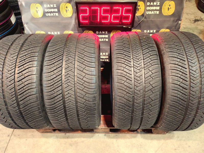 2 Gomme nuove 255 40 20 e 2 Gomme nuove 295 35 20 Pneumatici Invernali MICHELIN 2 Gomme nuove 255 40 20 e 2 Gomme nuove 295 35 20 Pneumatici Invernali MICHELIN