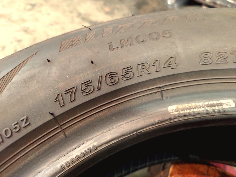 2 Gomme usate 175 65 14 Pneumatici Invernali BRIDGESTONE 2 Gomme usate 175 65 14 Pneumatici Invernali BRIDGESTONE