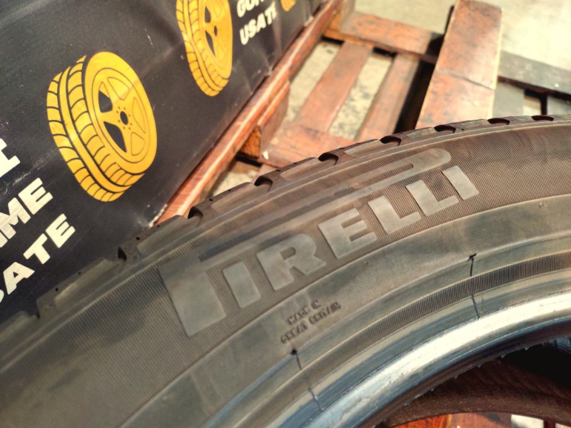 2 Gomme usate 275 45 21 Pneumatici 4 Stagioni PIRELLI 2 Gomme usate 275 45 21 Pneumatici 4 Stagioni PIRELLI
