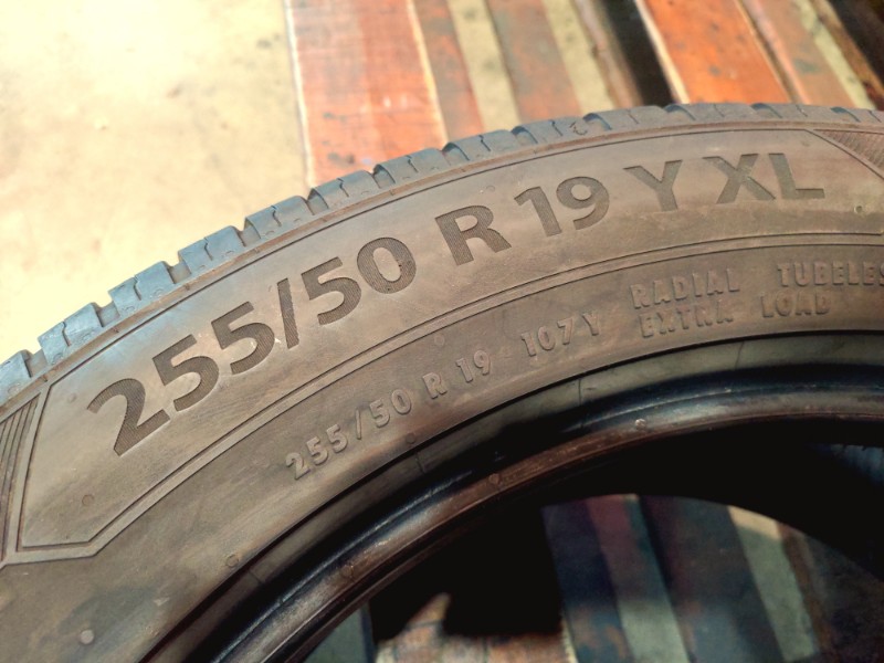 4 Gomme usate 255 50 19 Pneumatici Estivi BARUM 4 Gomme usate 255 50 19 Pneumatici Estivi BARUM