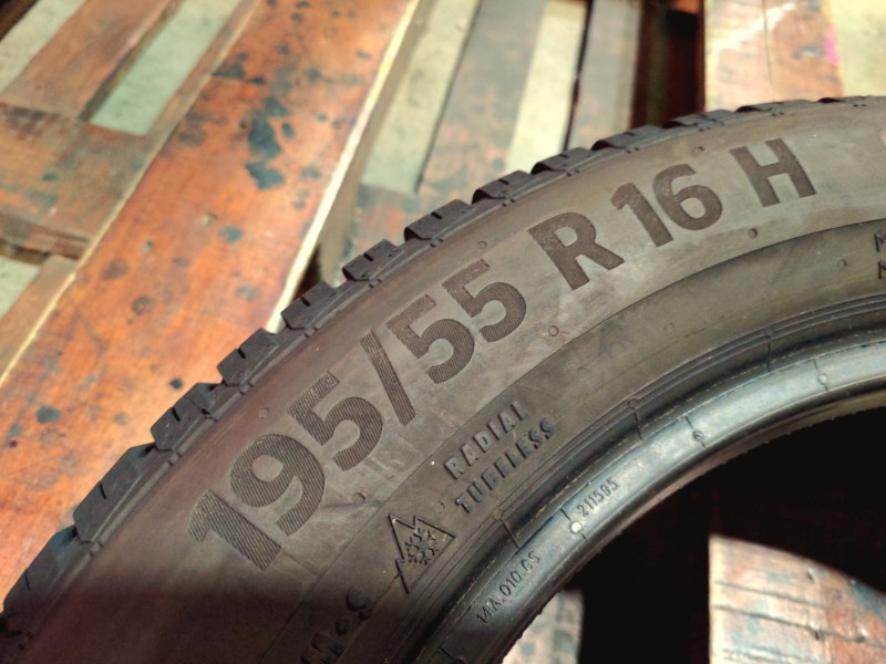 2 Gomme usate 195 55 16 Pneumatici 4 Stagioni CONTINENTAL 2 Gomme usate 195 55 16 Pneumatici 4 Stagioni CONTINENTAL