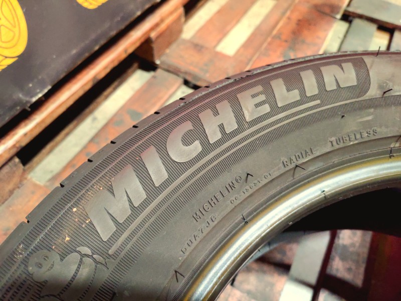 2 Gomme usate 215 60 17 Pneumatici Estivi MICHELIN 2 Gomme usate 215 60 17 Pneumatici Estivi MICHELIN