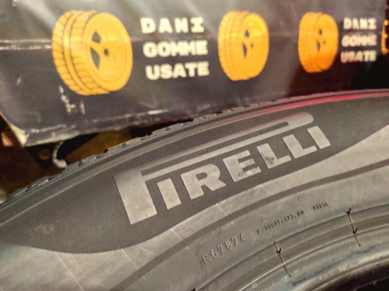 4 Gomme usate 225 60 18 Pneumatici 4 Stagioni PIRELLI 4 Gomme usate 225 60 18 Pneumatici 4 Stagioni PIRELLI