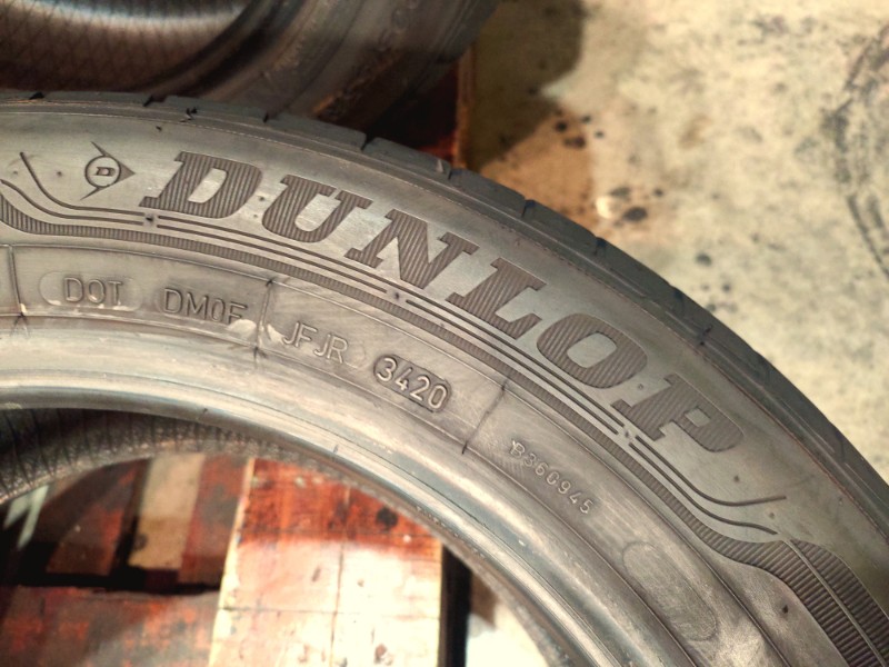 4 Gomme usate 205 55 16 Pneumatici Estivi DUNLOP 4 Gomme usate 205 55 16 Pneumatici Estivi DUNLOP
