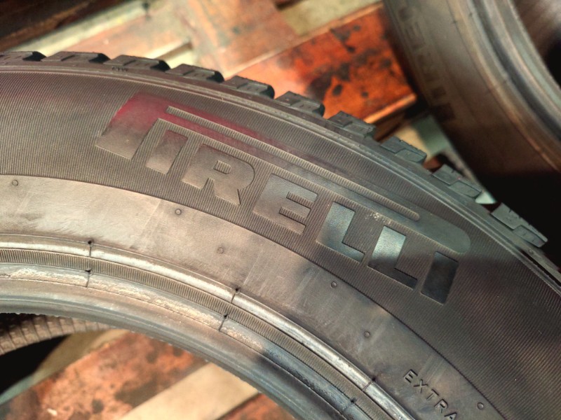 2 Gomme usate 195 65 15 Pneumatici Invernali PIRELLI 2 Gomme usate 195 65 15 Pneumatici Invernali PIRELLI
