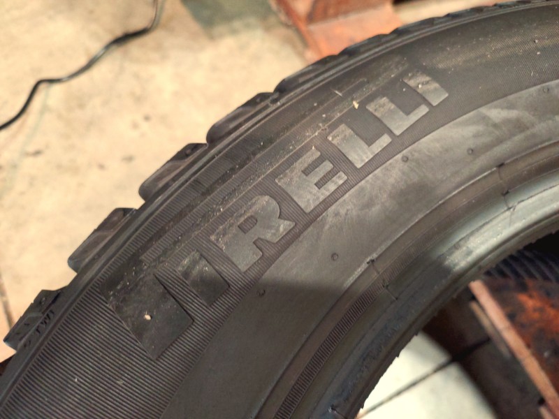 4 Gomme usate 205 55 16 Pneumatici Invernali PIRELLI 4 Gomme usate 205 55 16 Pneumatici Invernali PIRELLI