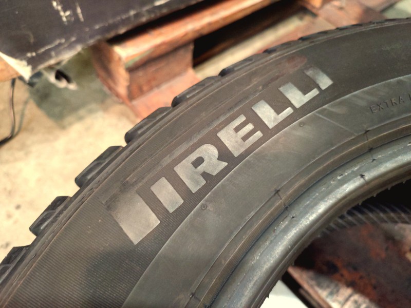 4 Gomme usate 205 55 16 Pneumatici Invernali PIRELLI 4 Gomme usate 205 55 16 Pneumatici Invernali PIRELLI