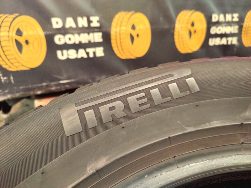 2 Gomme usate 205 60 16 Pneumatici Invernali PIRELLI 2 Gomme usate 205 60 16 Pneumatici Invernali PIRELLI