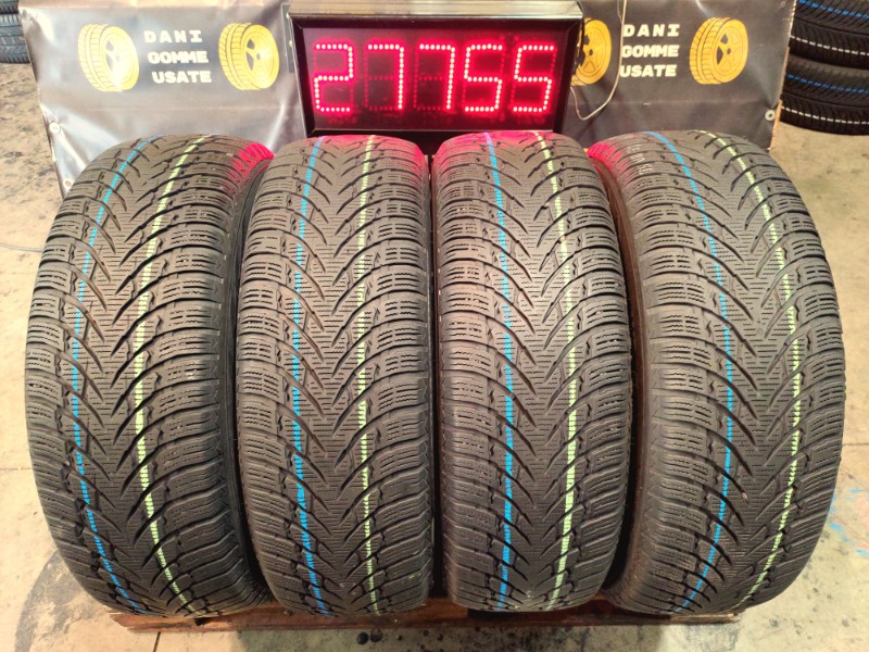4 Gomme usate 225 65 17 Pneumatici Invernali NOKIAN 4 Gomme usate 225 65 17 Pneumatici Invernali NOKIAN