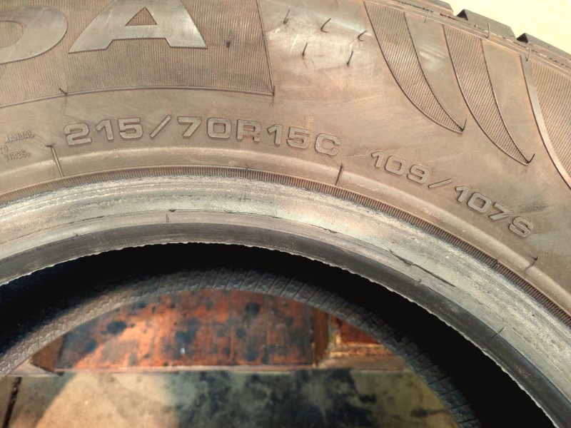 4 Gomme usate 215 70 15 C Pneumatici Invernali FULDA 4 Gomme usate 215 70 15 C Pneumatici Invernali FULDA