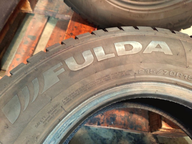4 Gomme usate 215 70 15 C Pneumatici Invernali FULDA 4 Gomme usate 215 70 15 C Pneumatici Invernali FULDA