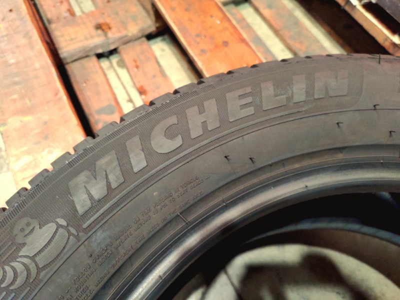 4 Gomme usate 235 55 18 Pneumatici Estivi MICHELIN 4 Gomme usate 235 55 18 Pneumatici Estivi MICHELIN