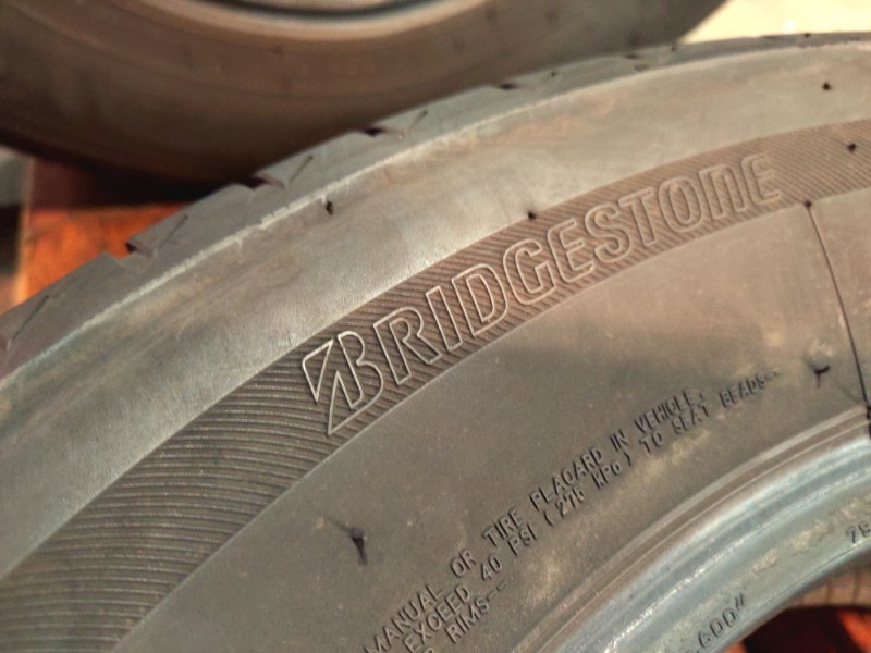 4 Gomme usate 215 65 16 Pneumatici Estivi BRIDGESTONE 4 Gomme usate 215 65 16 Pneumatici Estivi BRIDGESTONE