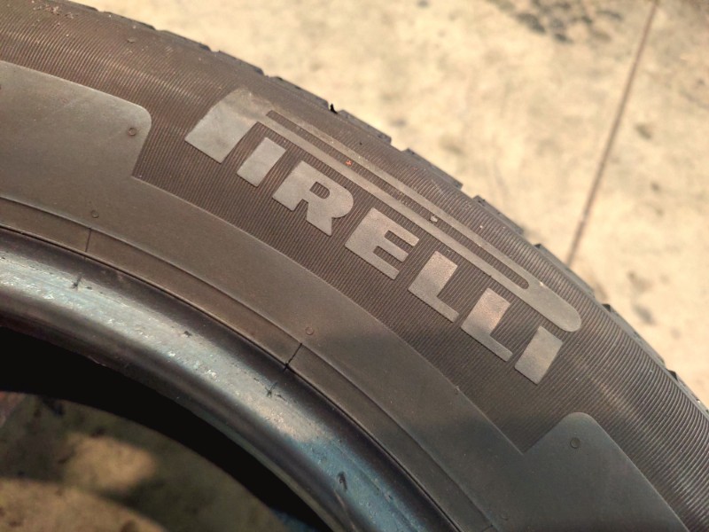 4 Gomme usate 215 55 17 Pneumatici Estivi PIRELLI 4 Gomme usate 215 55 17 Pneumatici Estivi PIRELLI