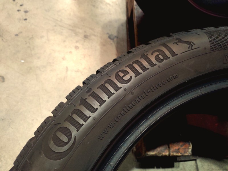 4 Gomme usate 235 50 19 Pneumatici Invernali CONTINENTAL 4 Gomme usate 235 50 19 Pneumatici Invernali CONTINENTAL