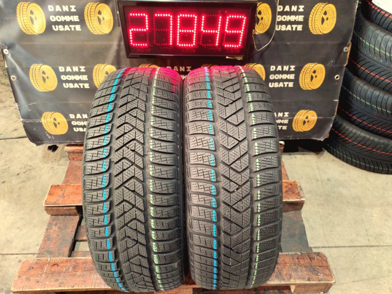 2 Gomme usate 225 50 18 Pneumatici Invernali PIRELLI 2 Gomme usate 225 50 18 Pneumatici Invernali PIRELLI