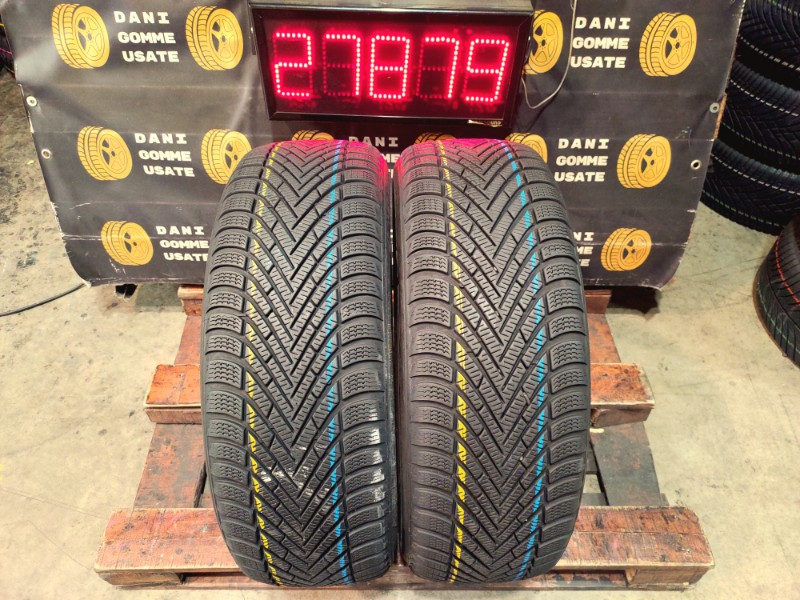 2 Gomme usate 225 55 18 Pneumatici Invernali PIRELLI 2 Gomme usate 225 55 18 Pneumatici Invernali PIRELLI