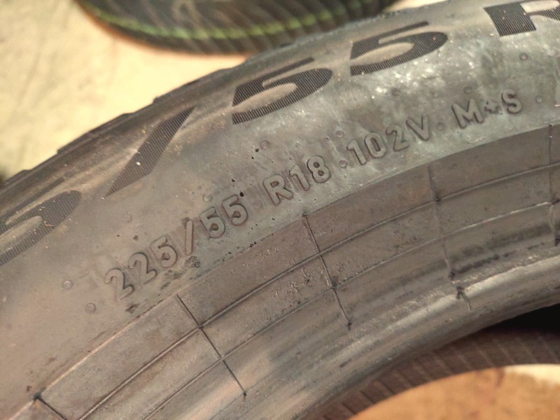 2 Gomme usate 225 55 18 Pneumatici Invernali PIRELLI 2 Gomme usate 225 55 18 Pneumatici Invernali PIRELLI
