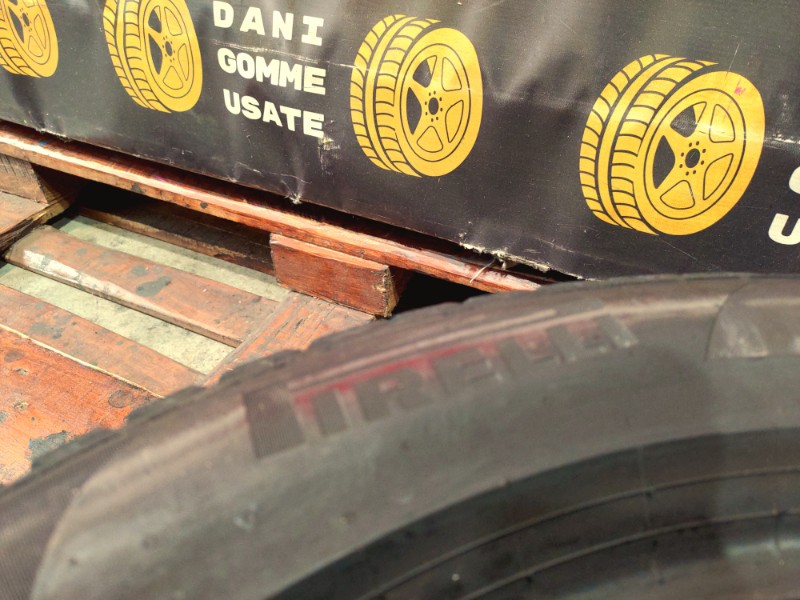 2 Gomme usate 225 55 18 Pneumatici Invernali PIRELLI 2 Gomme usate 225 55 18 Pneumatici Invernali PIRELLI