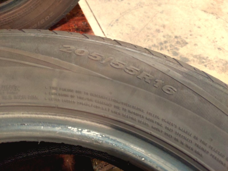 4 Gomme usate 205 55 16 Pneumatici Estivi NEXEN 4 Gomme usate 205 55 16 Pneumatici Estivi NEXEN