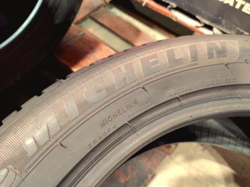 4 Gomme usate 225 50 17 Pneumatici Estivi MICHELIN 4 Gomme usate 225 50 17 Pneumatici Estivi MICHELIN