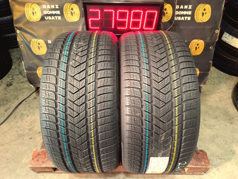 2 Gomme usate 305 40 20 Pneumatici Invernali PIRELLI 2 Gomme usate 305 40 20 Pneumatici Invernali PIRELLI