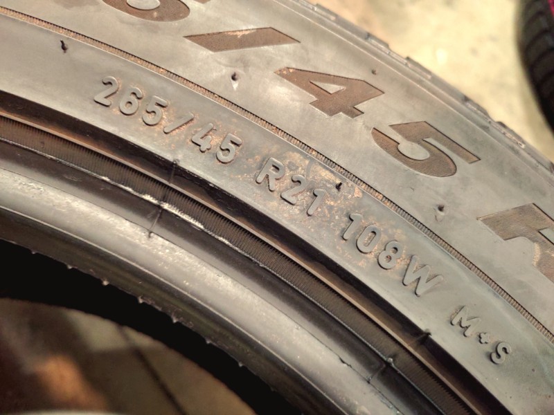 4 Gomme usate 265 45 21 Pneumatici Invernali PIRELLI 4 Gomme usate 265 45 21 Pneumatici Invernali PIRELLI