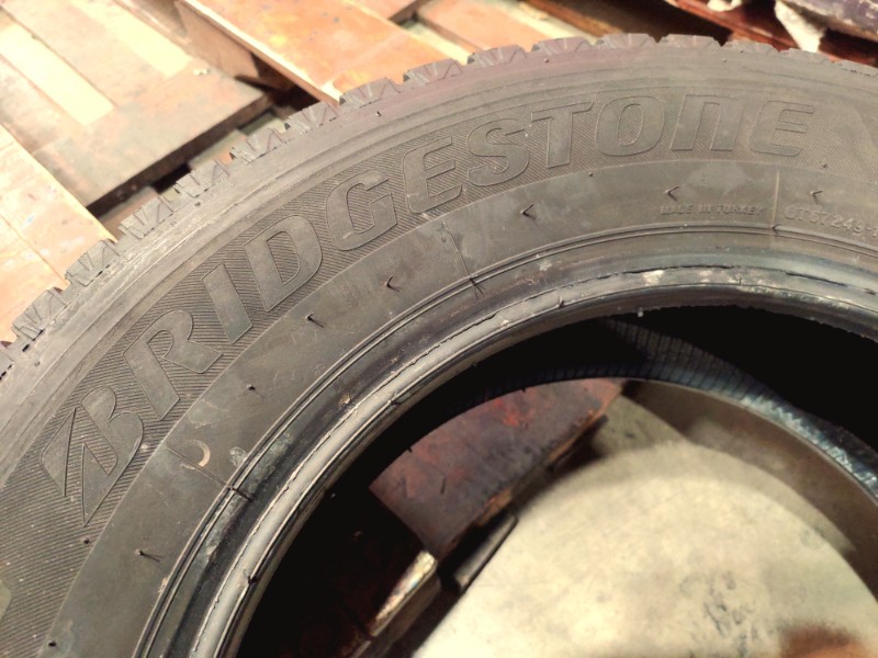 2 Gomme usate 215 65 16 C Pneumatici Invernali BRIDGESTONE 2 Gomme usate 215 65 16 C Pneumatici Invernali BRIDGESTONE