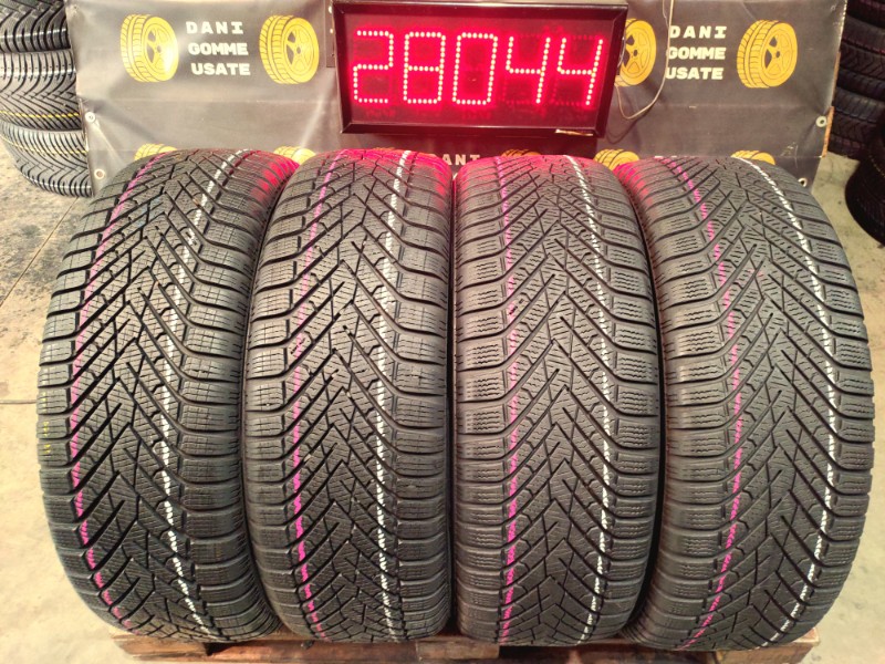4 Gomme usate 215 55 18 Pneumatici Invernali PIRELLI 4 Gomme usate 215 55 18 Pneumatici Invernali PIRELLI