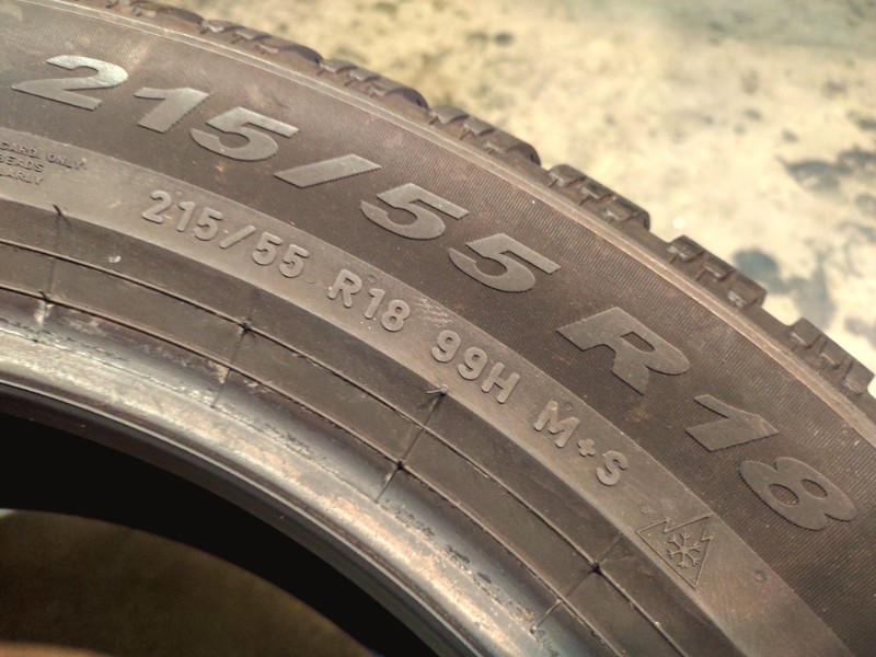 4 Gomme usate 215 55 18 Pneumatici Invernali PIRELLI 4 Gomme usate 215 55 18 Pneumatici Invernali PIRELLI