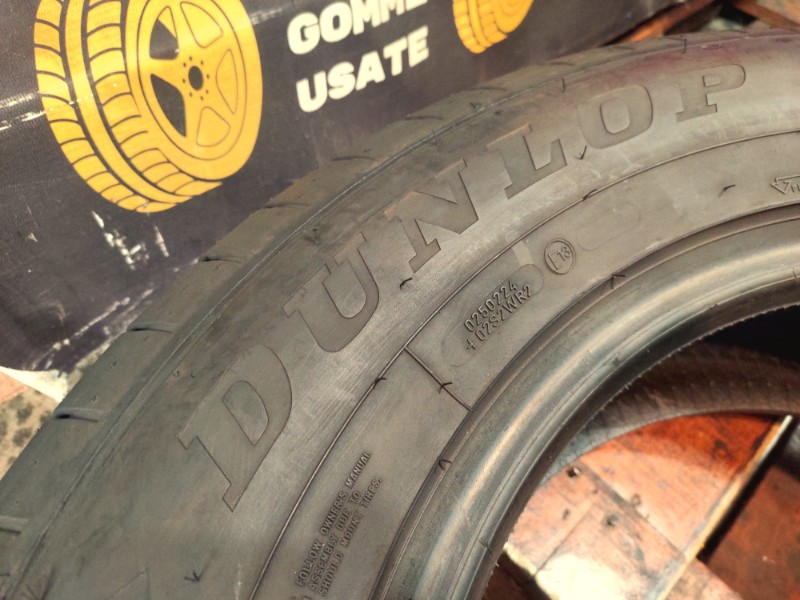 2 Gomme usate 235 65 17 RUN FLAT Pneumatici Estivi DUNLOP 2 Gomme usate 235 65 17 RUN FLAT Pneumatici Estivi DUNLOP