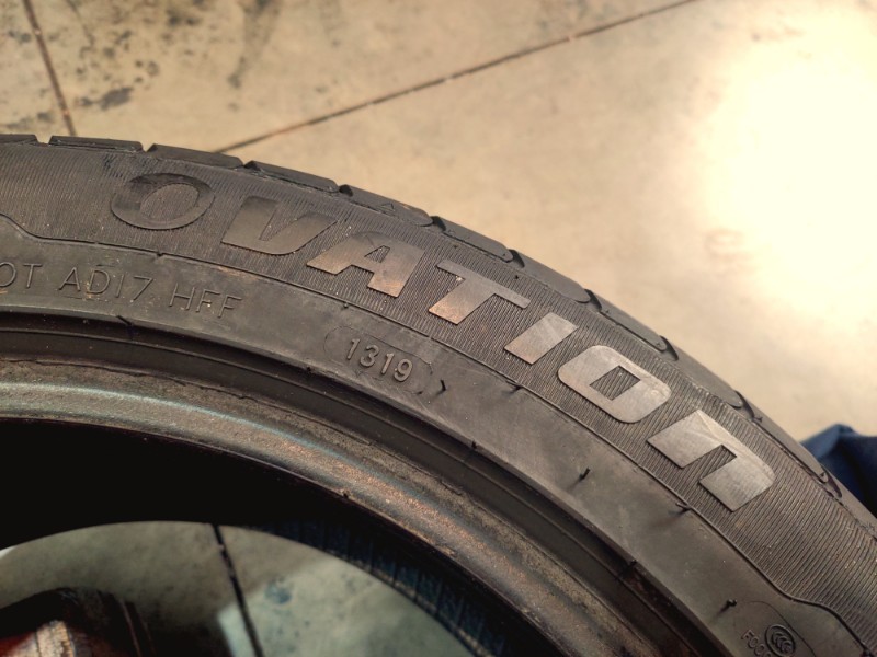 2 Gomme usate 215 50 17 Pneumatici Estivi OVATION 2 Gomme usate 215 50 17 Pneumatici Estivi OVATION