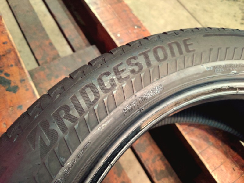 2 Gomme usate 225 50 18 RUN FLAT Pneumatici Estivi BRIDGESTONE 2 Gomme usate 225 50 18 RUN FLAT Pneumatici Estivi BRIDGESTONE