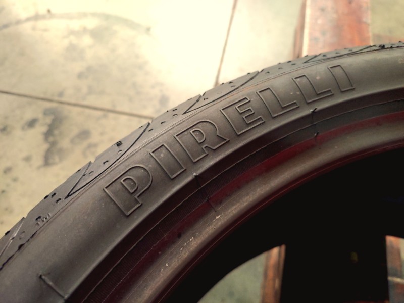 1 Gomma usata 225 40 18 Pneumatici Estivi PIRELLI 1 Gomma usata 225 40 18 Pneumatici Estivi PIRELLI
