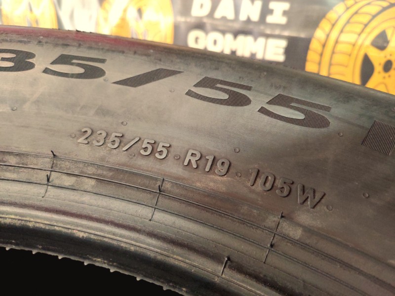 2 Gomme usate 235 55 19 Pneumatici Estivi PIRELLI 2 Gomme usate 235 55 19 Pneumatici Estivi PIRELLI