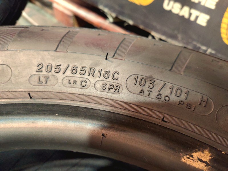 4 Gomme nuove 205 65 16 C Pneumatici Estivi MICHELIN 4 Gomme nuove 205 65 16 C Pneumatici Estivi MICHELIN